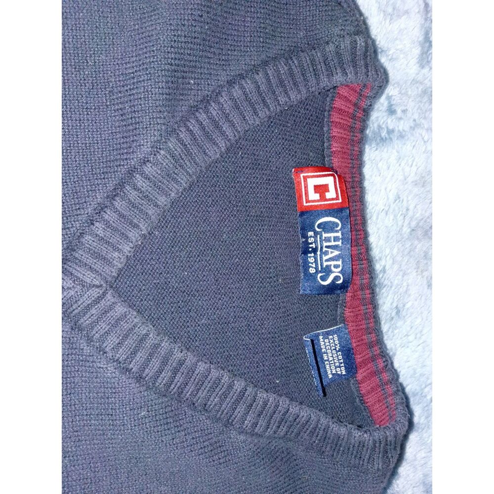 Chaps Vest sweater size medium